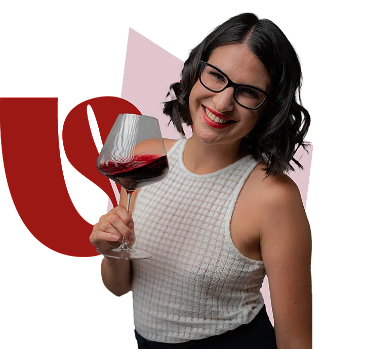 Marta-Panska-Dziewczyna_z_butelka_wina_hero